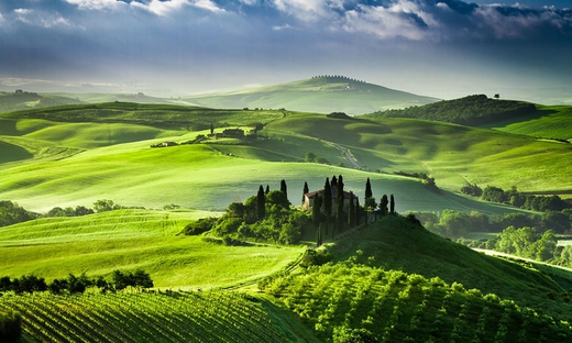 Montalcino, Pienza & Montepulciano enogastronomic grand tour from Lucca