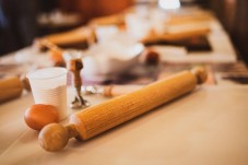 Lezione di cucina in un agriturismo toscano con partenza da Livorno