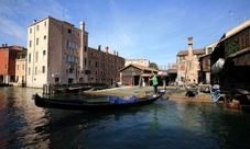 Guided visit to the Academy Galleries and the Dorsoduro District in Venice