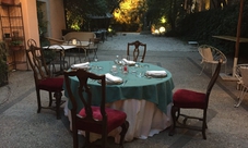 Christmas stroll in Trastevere with private dinner
