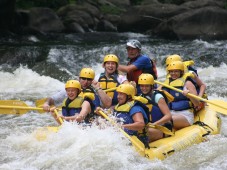 Discesa di Rafting - 3 ore & soggiorno 1 notte