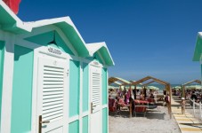Fuga al Mare: Passione e Avventura in Riviera