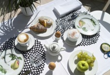 Fuga al Mare: Passione e Avventura in Riviera